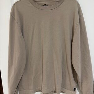 Hollister Men's Heavyweight Relaxed Fit Beige Long Sleeve Tee